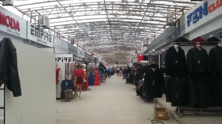 Oktyabrın 1-dən bazarlara vergi nəzarəti gücləndirilir - Uçotda olmayanlara işləməyə icazə verilməyəcək