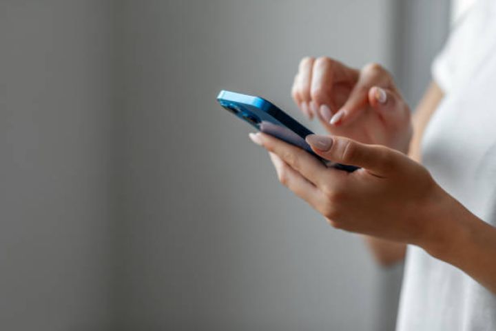 Ötən il mobil operatorlar 1 milyard 235 milyon manat gəlir əldə ediblər