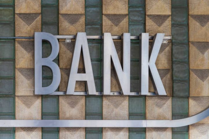 Bank sektorunda son vəziyyət açıqlandı - YENİ RƏQƏMLƏR