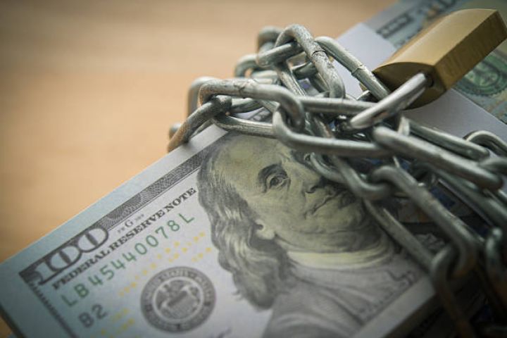 Dolların sabah üçün rəsmi məzənnəsi müəyyən olunub