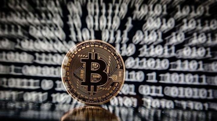 Bu ölkə kriptovalyuta "xəstəliyi"ni yumşaltmaq üçün Bitcoin-i qadağan etmək istəyir