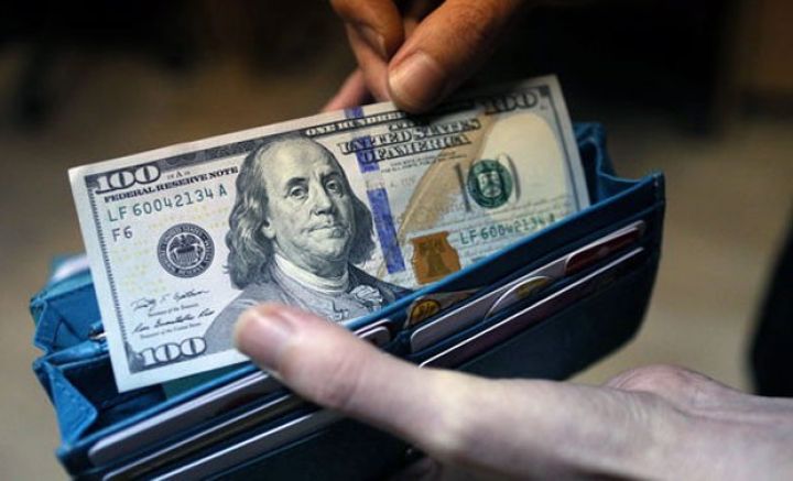 Dolların sabaha olan məzənnəsi açıqlandı