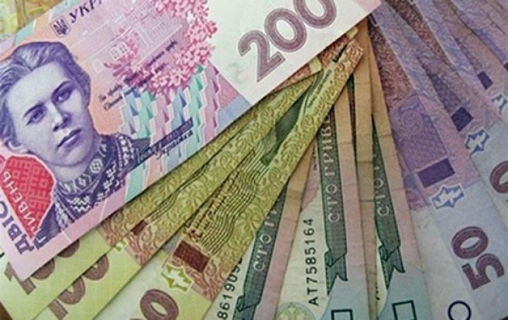 Ukraynanı defolt, qrivnanı isə çöküş gözləyir
