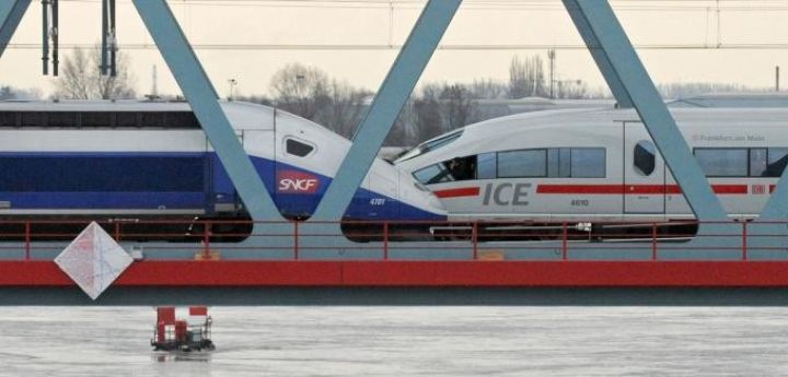 İki rəqib şirkət birləşir - qatar və tramvay istehsalında iri şirkət yaranacaq