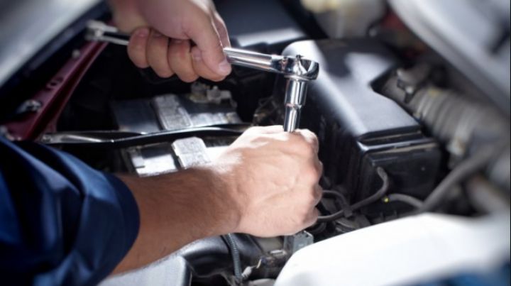 Bir dövlət taksisinə xidmət 4083 manata başa gəlir