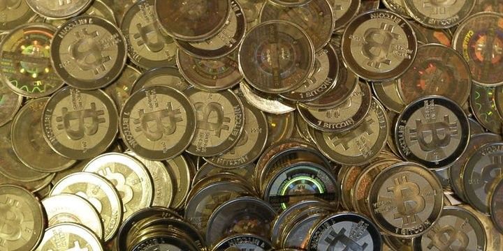 Bitcoin yenidən 10 000 dollara qalxıb