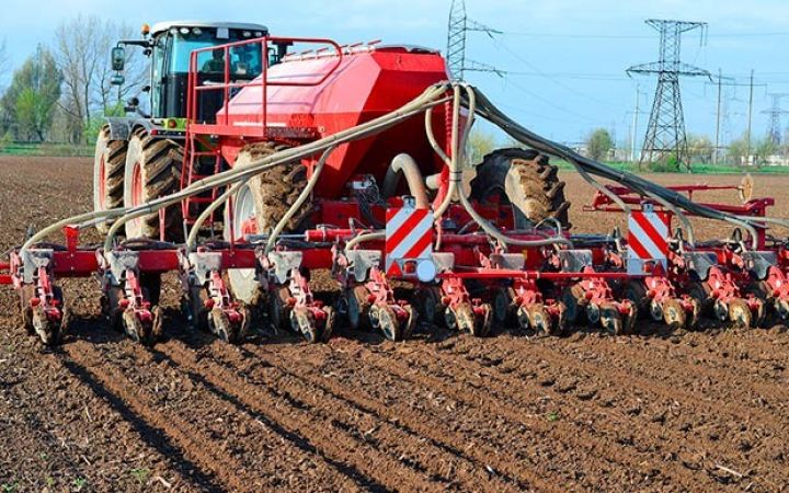 Dövlət güzəşti ilə satılan kənd təsərrüfatı texnikalarının sayı artırıldı - SİYAHI