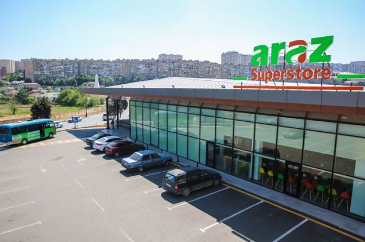 “Araz Supermarket” kassada parça paket satışına başlamasını şərh etdi