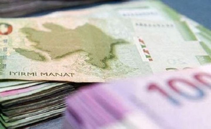 Notlara tələb 1 milyard manata yaxınlaşdı