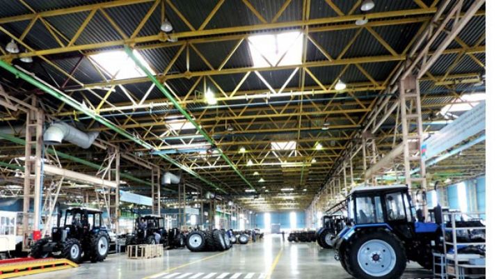 402 milyon dollar dövriyyə, 10 min 581 ədəd traktor...