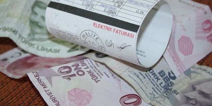 Türkiyədə elektrik enerjisi 15 faiz bahalaşdı