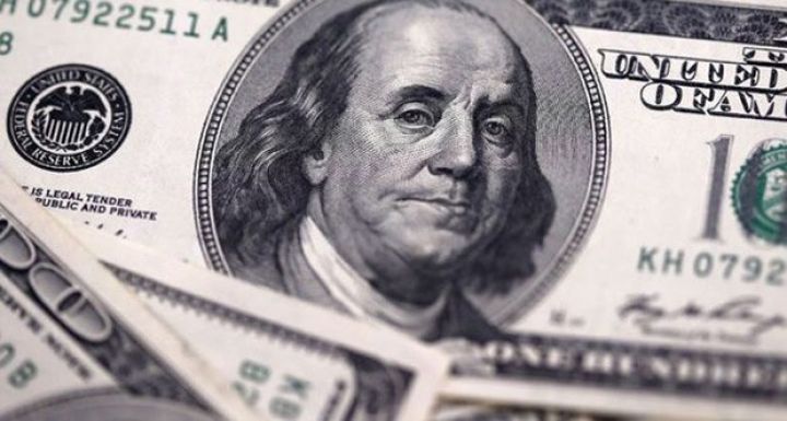 Dolların bazar ertəsinə olan rəsmi məzənnəsi açıqlandı