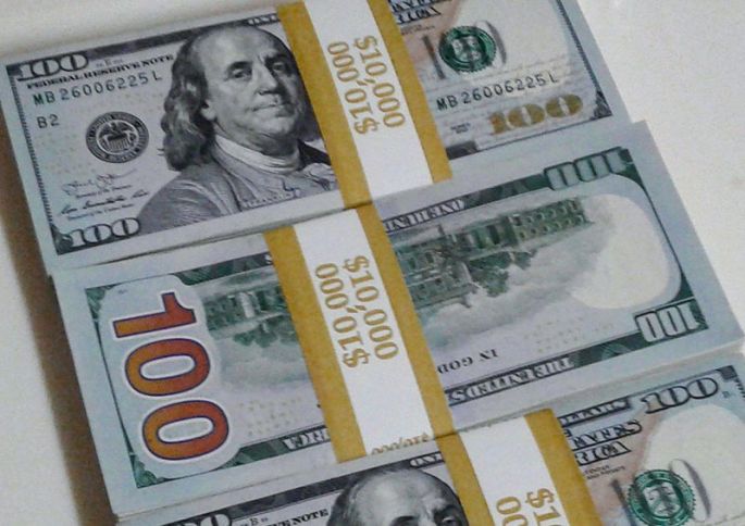 Mərkəzi Bank xarici valyuta əməliyyatlarından gəlirini 3 dəfəyə yaxın artırıb