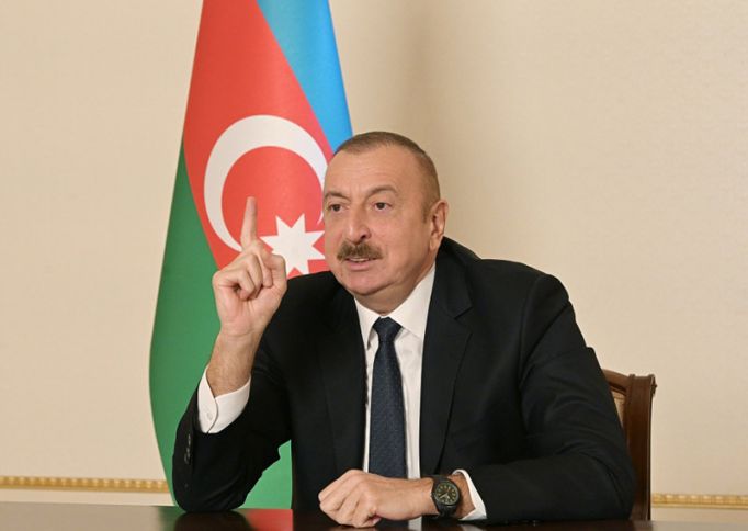 "Kadrların seçilməsində tanışlıq, qohumluq tamamilə aradan qaldırılmalıdır"