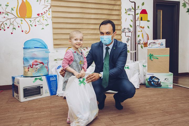 “Rabitəbank” valideyn himayəsindən məhrum uşaqları sevindirdi