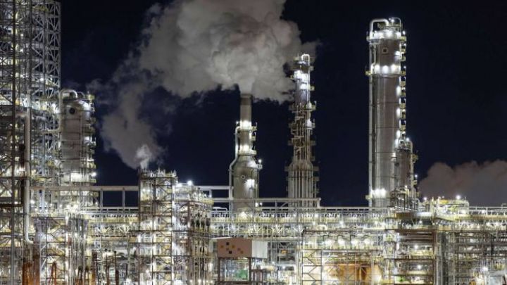 Son 10 ildə neft-qaz layihələrinə 130 milyard dollara yaxın investisiya yatırıb