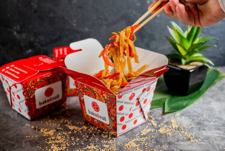 Noodles - Asiya mətbəxinin əriştə yeməkləri və ünvana çatdırılma haqqında