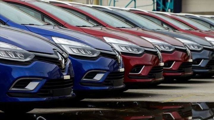Renault Rusiyada fəaliyyətini dayandırdı