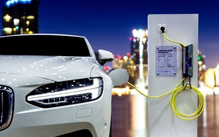 Energetika Nazirliyi: "Ekoloji təmiz avtomobillərə güzəştlər tətbiq olunacaq"