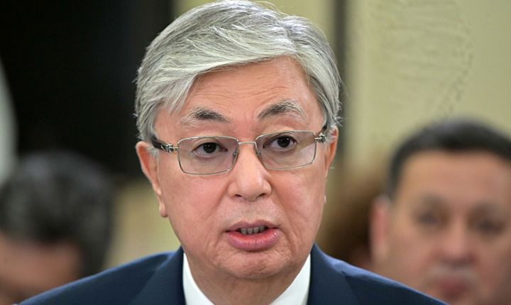 Qazaxıstan Prezidenti silahlılara xəbərdarlıq edilmədən atəş açılmasına dair əmr verdi