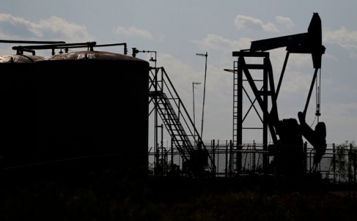 Əmtəə treyderləri Rusiya nefti ilə bağlı sövdələşmələri azaltmağı planlaşdırırlar