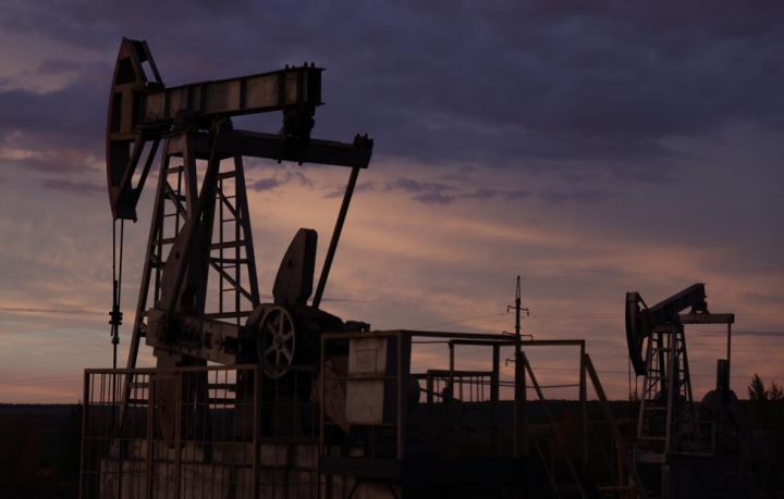 Neftin qiyməti gecə kəskin aşağı düşüb