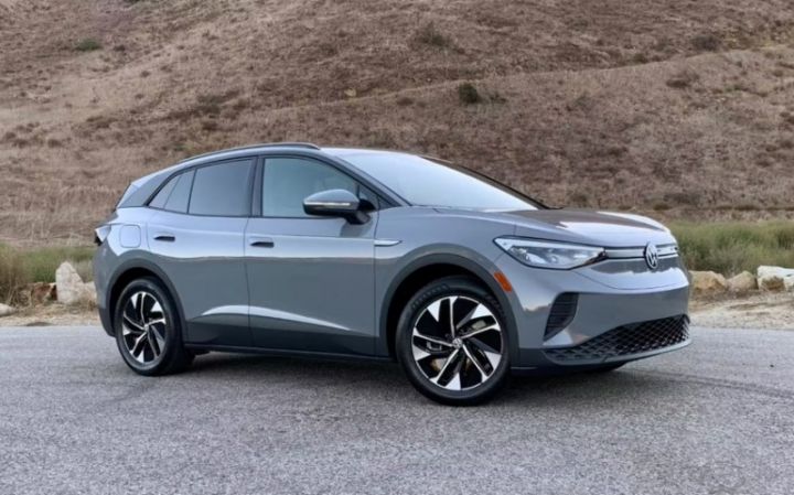 “Volkswagen” 2033-cü ilədək tamamilə elektromobil istehsalına keçəcək