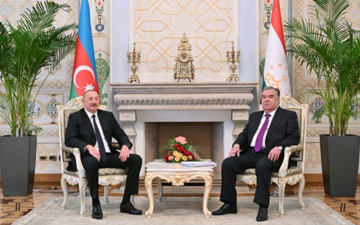 Azərbaycan və Tacikistan prezidentlərinin təkbətək görüşü olub