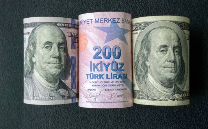 Türkiyə iqtisadiyyatının xarici ticarət kəsiri 56 milyard dolları keçdi