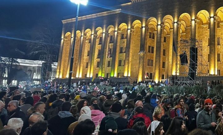 Tbilisidə etiraz aksiyası bərpa edilib