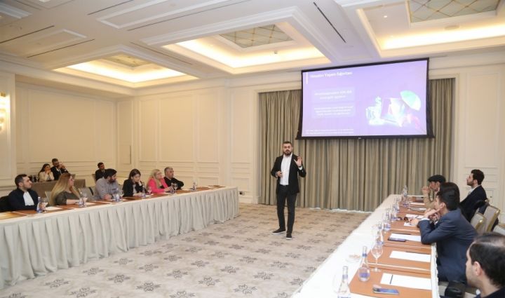 "Biz 50%-ədək gəlir gətirən məhsul təklif edirik"