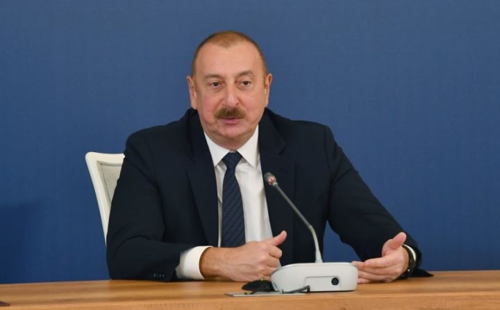 Prezidentin elm adamları və politoloqların suallarına cavabları - TAM VERSİYA