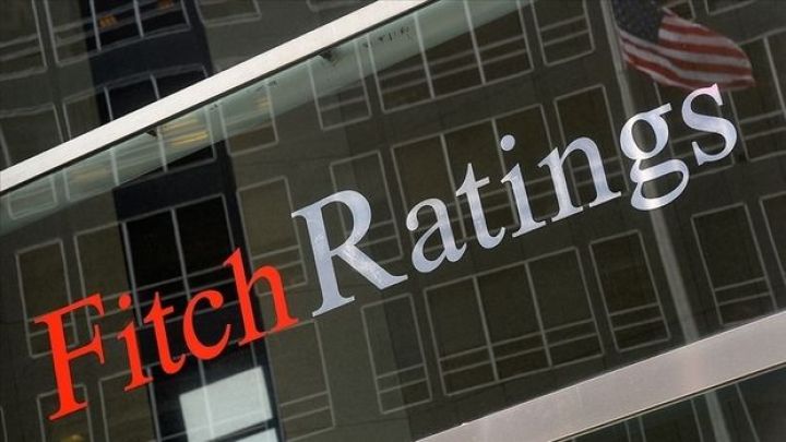 "Fitch Ratings" Azərbaycanın bank sektorunun fəaliyyətinə müsbət təsir edən amilləri açıqlayıb