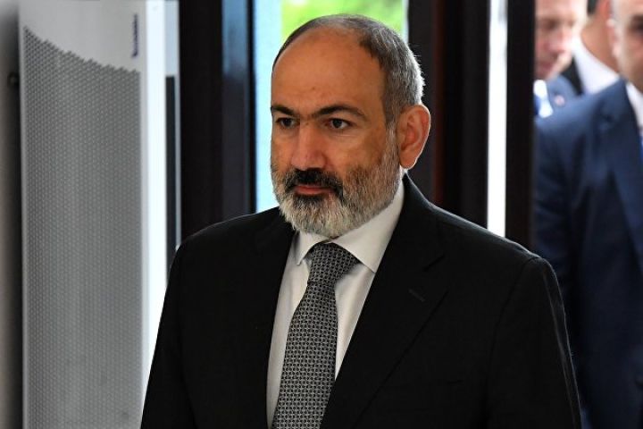 "Paşinyan Zelenskinin yolu ilə gedir"