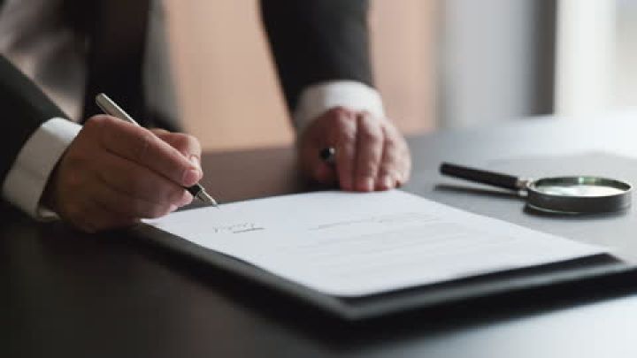 Gürcüstan vətəndaşı Azərbaycanda 100 min manat sərmayə ilə şirkət yaradıb