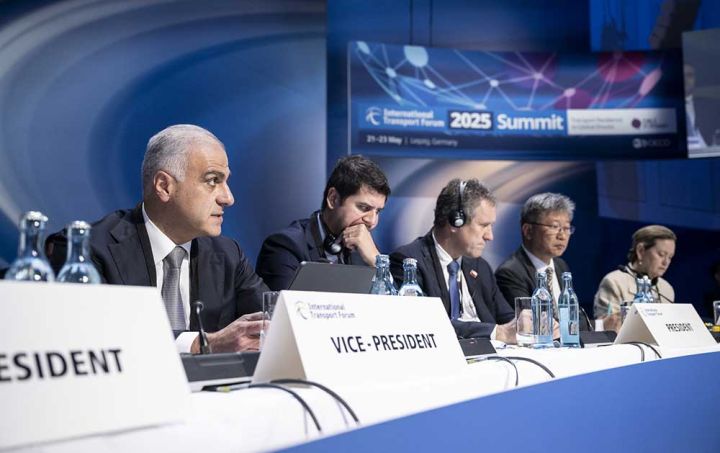 Beynəlxalq Nəqliyyat Forumu Sammitinə prezidentlik Azərbaycana təhvil verilib
